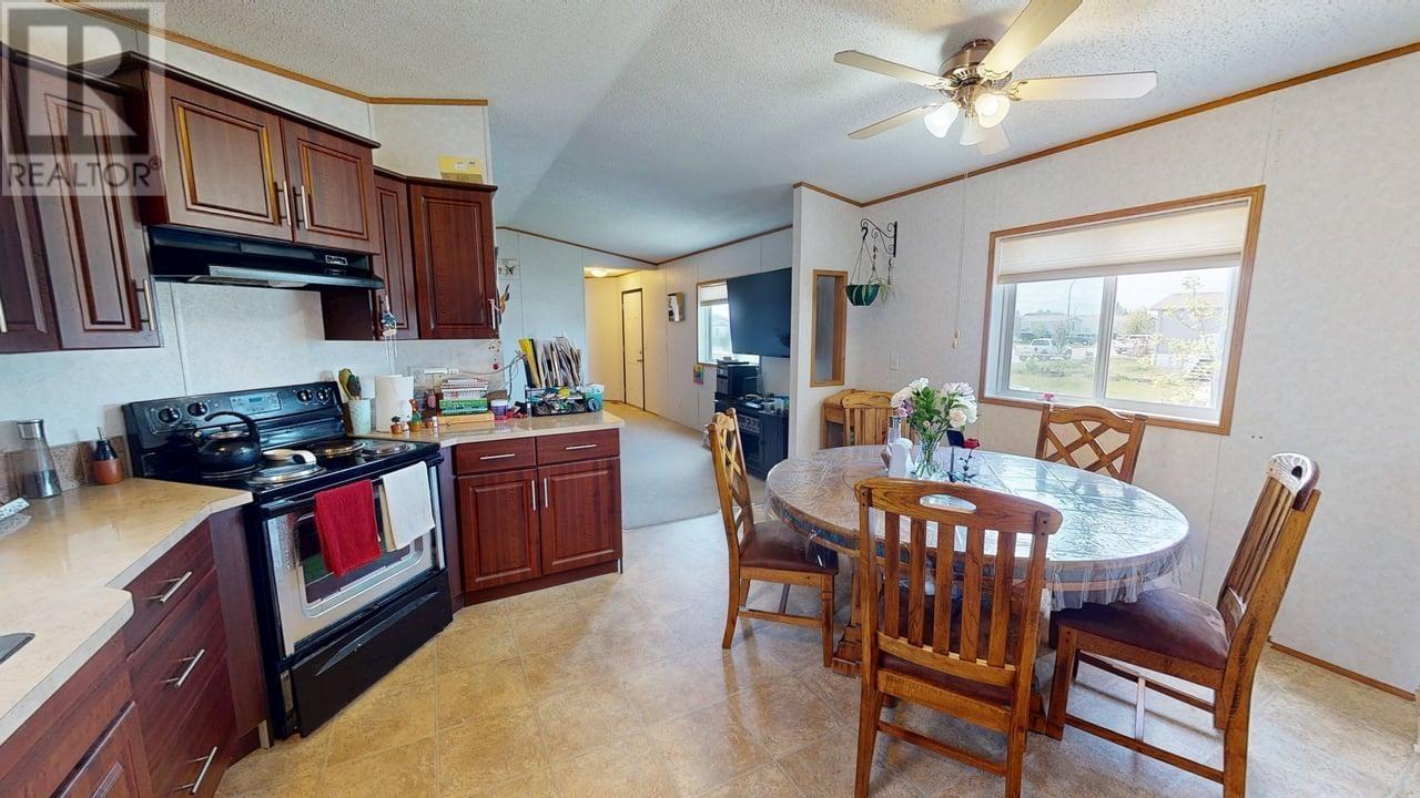 Photo 14 of 7926 85 A Avenue, Fort St John BC