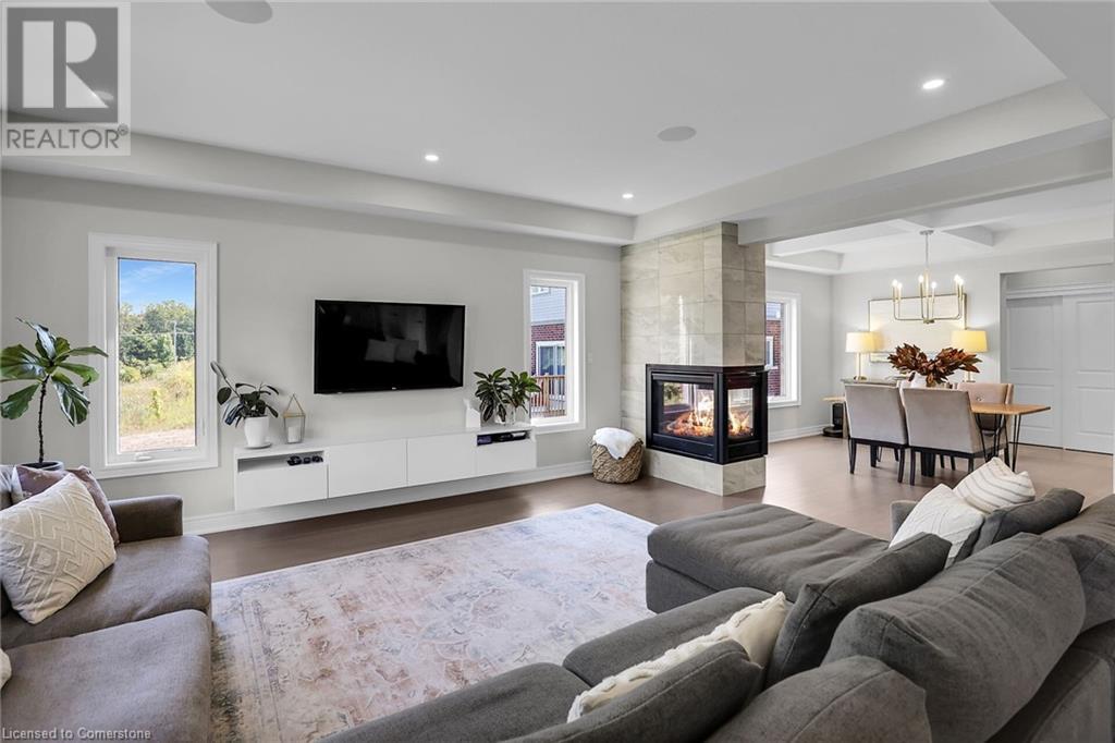 Photo 10 of 3608 Carolinia Court, Ridgeway ON