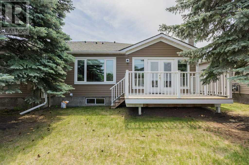 6 Douglasbank Gardens SE, Calgary, Alberta
