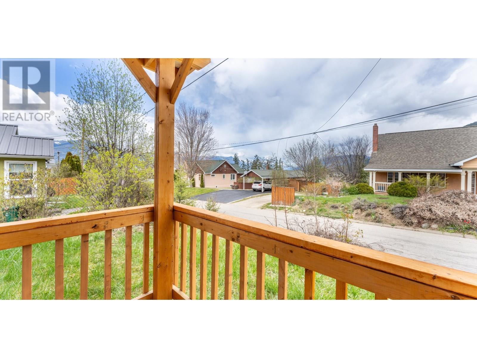 919 REGINA Street, Creston