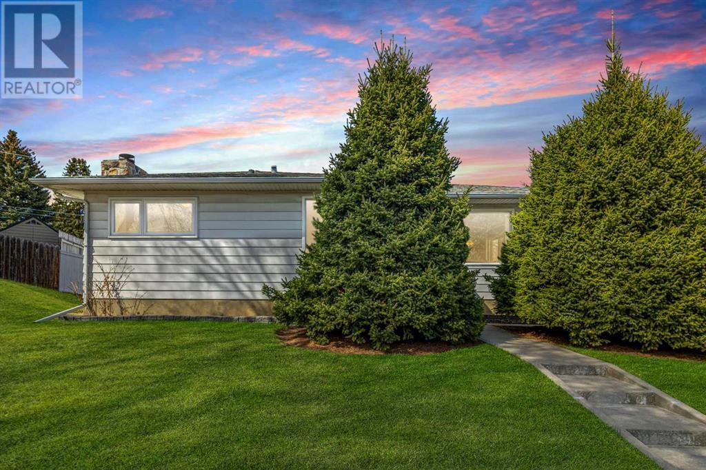 7419 Huntertown Crescent NW Photo 43 - Calgary Real Estate