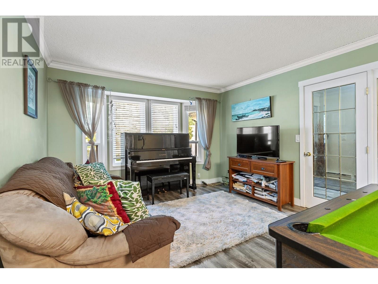 1049 CORNWALL DRIVE, Port Coquitlam real estate listing R2994490