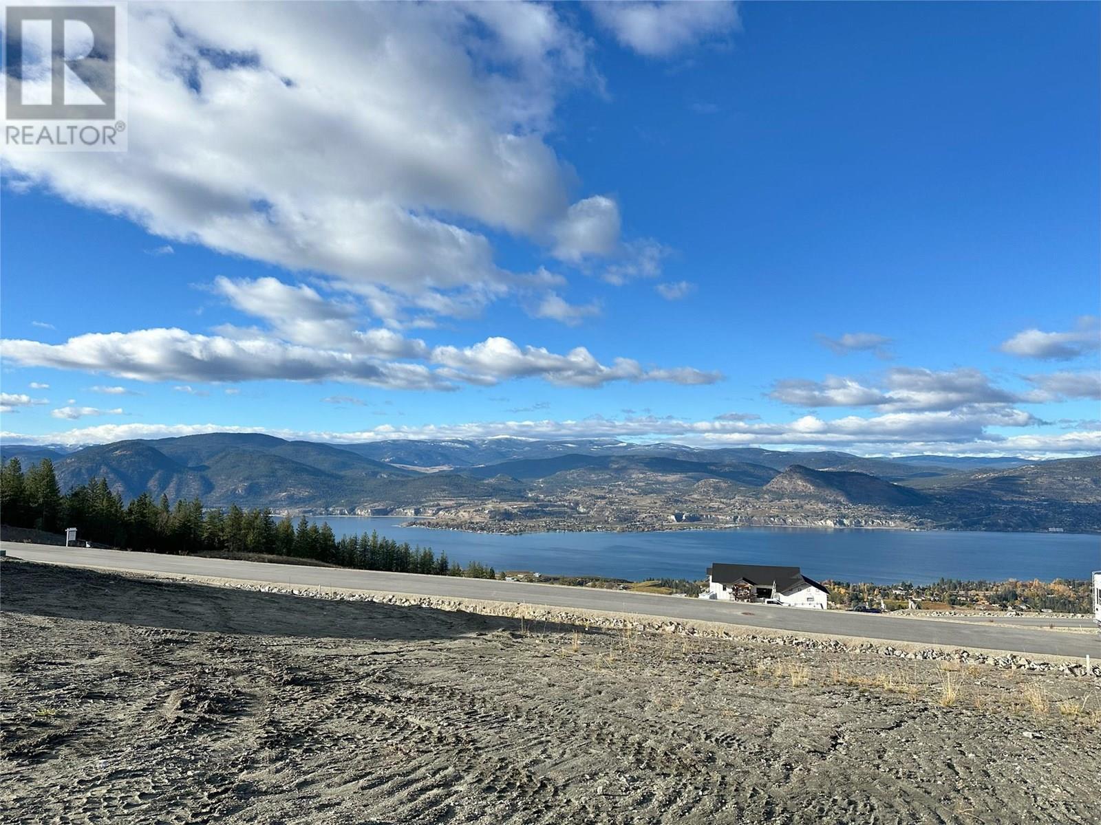 330 Benchlands Drive, Naramata