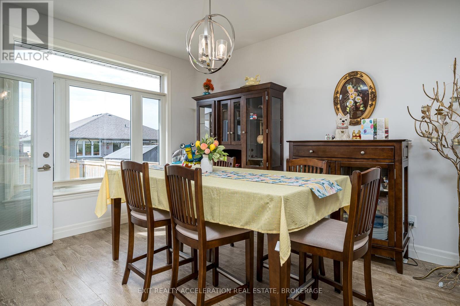 Photo 7 of 10 Briarwood Crescent, Greater Napanee ON