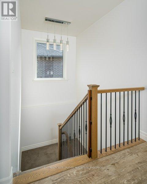 Photo 4 of 10 Briarwood Crescent, Greater Napanee ON