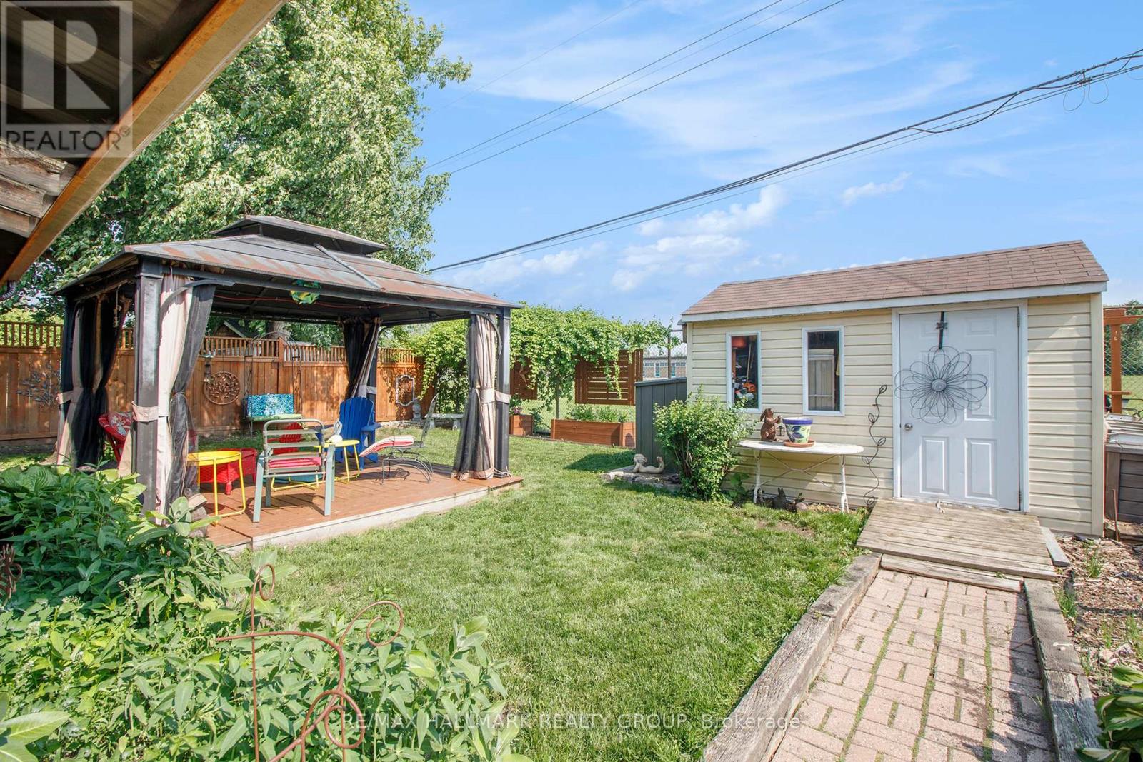 Photo 28 of 1036 Gill Avenue, Ottawa ON