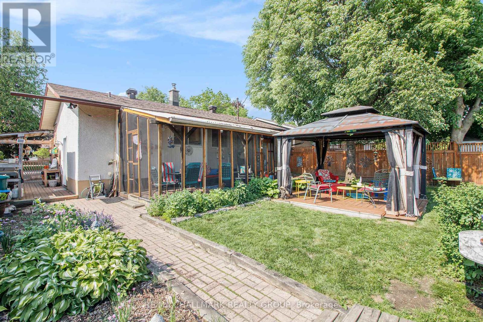 Photo 29 of 1036 Gill Avenue, Ottawa ON