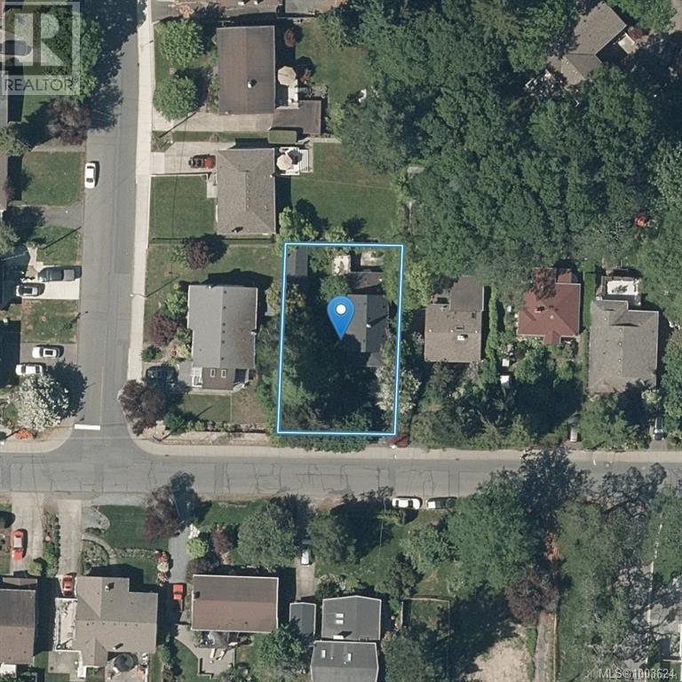 1794 Midgard Ave, Saanich
