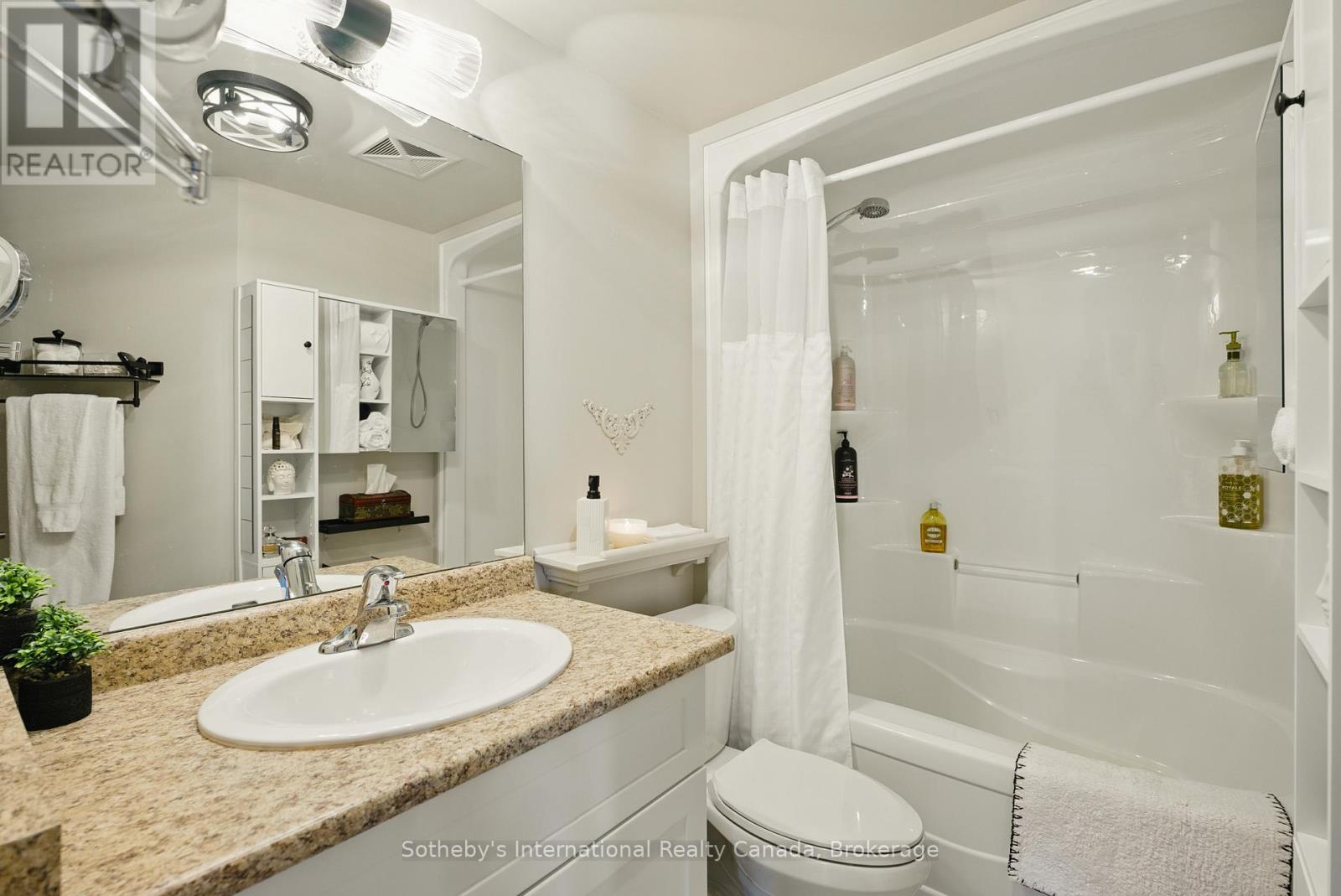 Photo 13 of 303 26 Dairy Lane, Huntsville ON