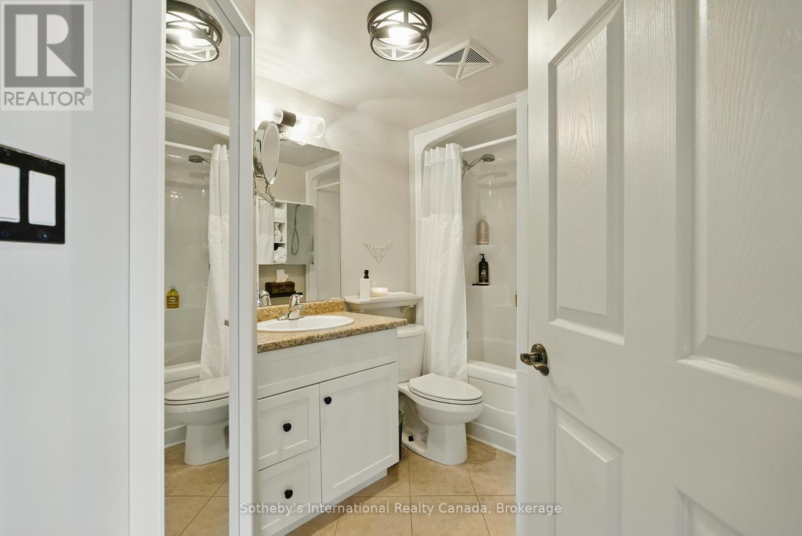 Photo 34 of 303 26 Dairy Lane, Huntsville ON