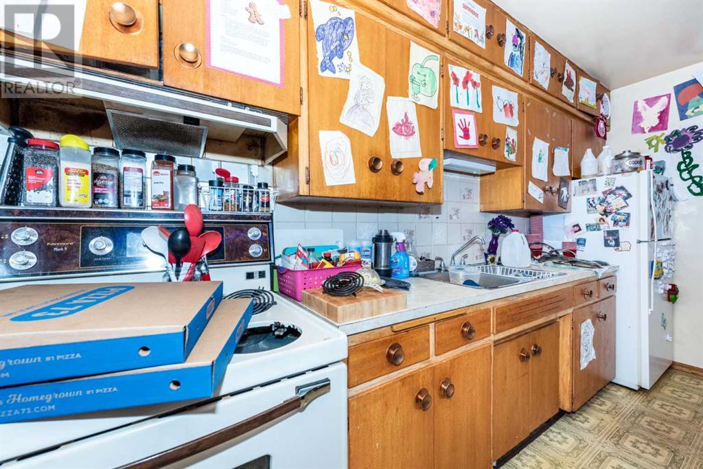 Single Family House Bi-level for Sale in   Street SE Forest Lawn Calgary 