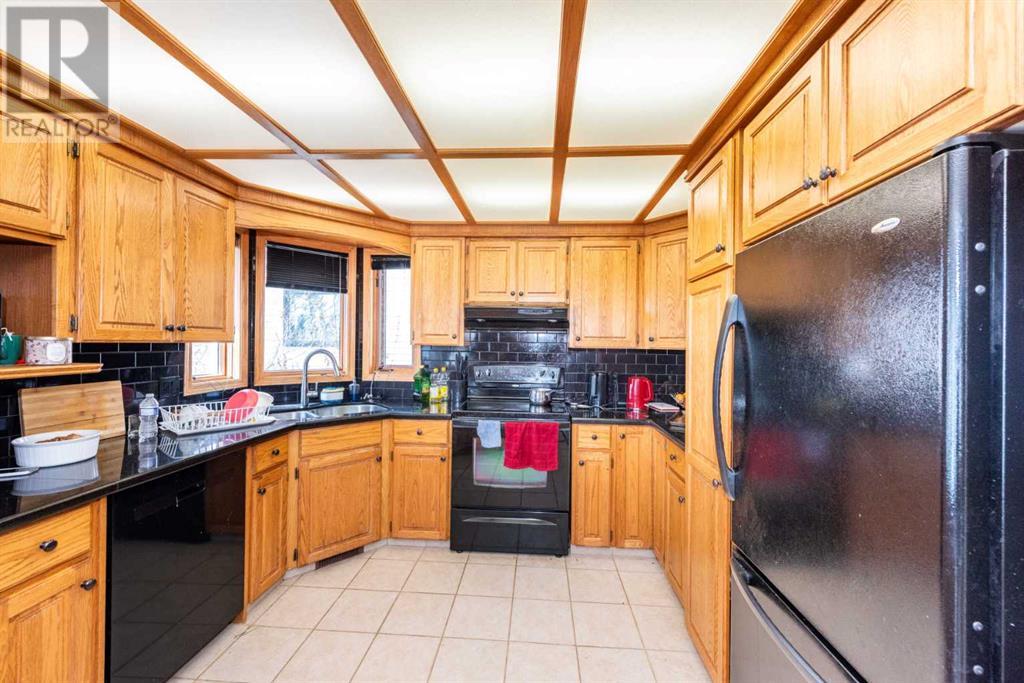 Single Family House for Sale in  Hawktree Circle NW Hawkwood Calgary 