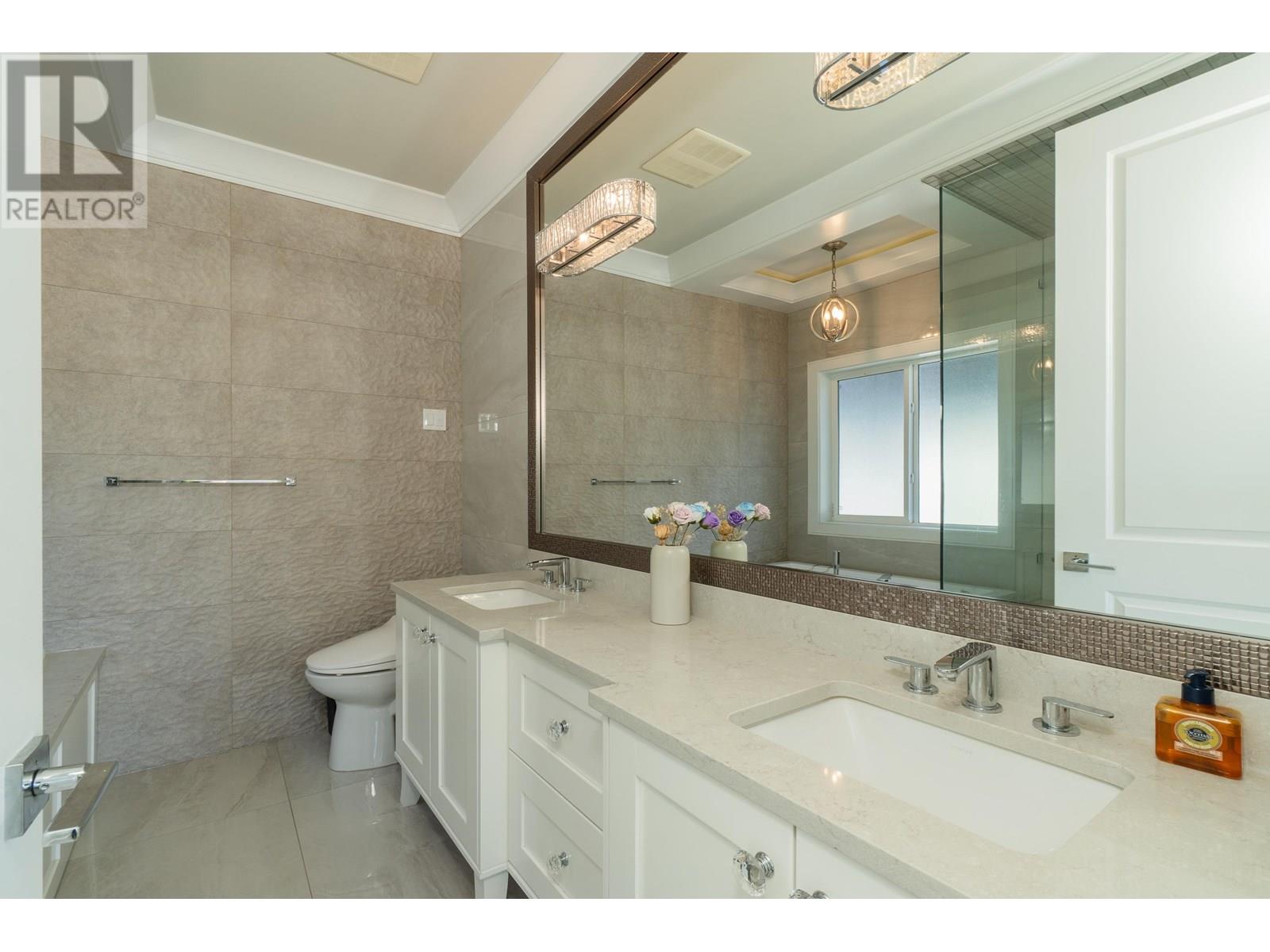 Photo 16 of 5028 Maple Road, Richmond BC