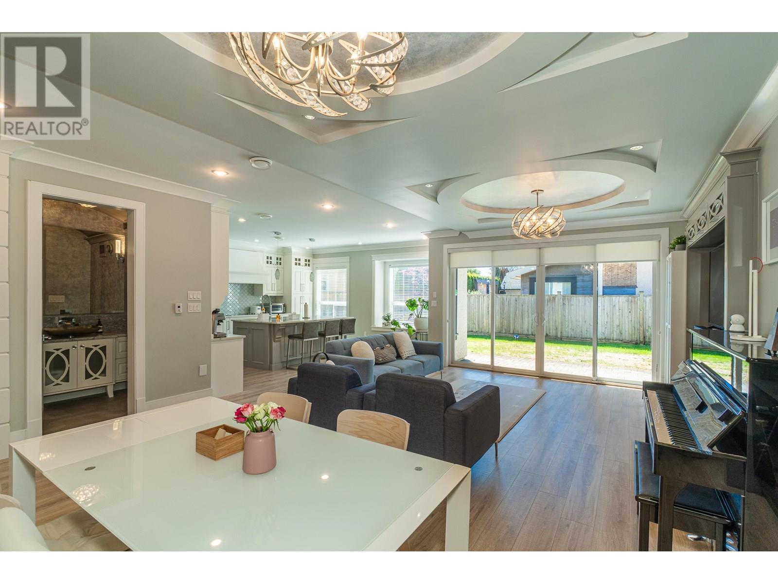 Photo 5 of 5028 Maple Road, Richmond BC