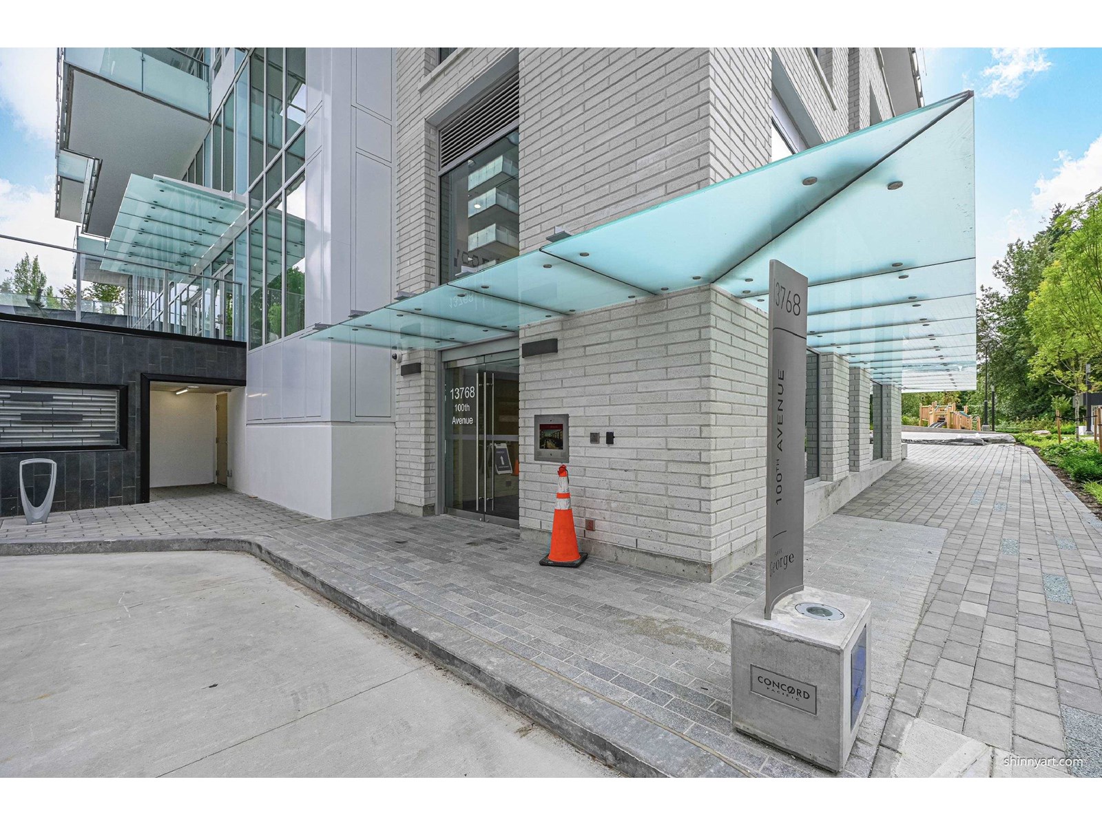 Photo 2 of 708 13768 100 Avenue, Surrey BC