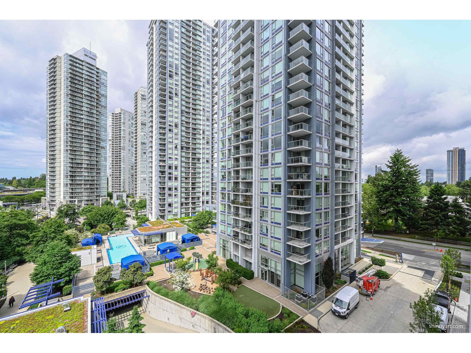 Photo 3 of 708 13768 100 Avenue, Surrey BC