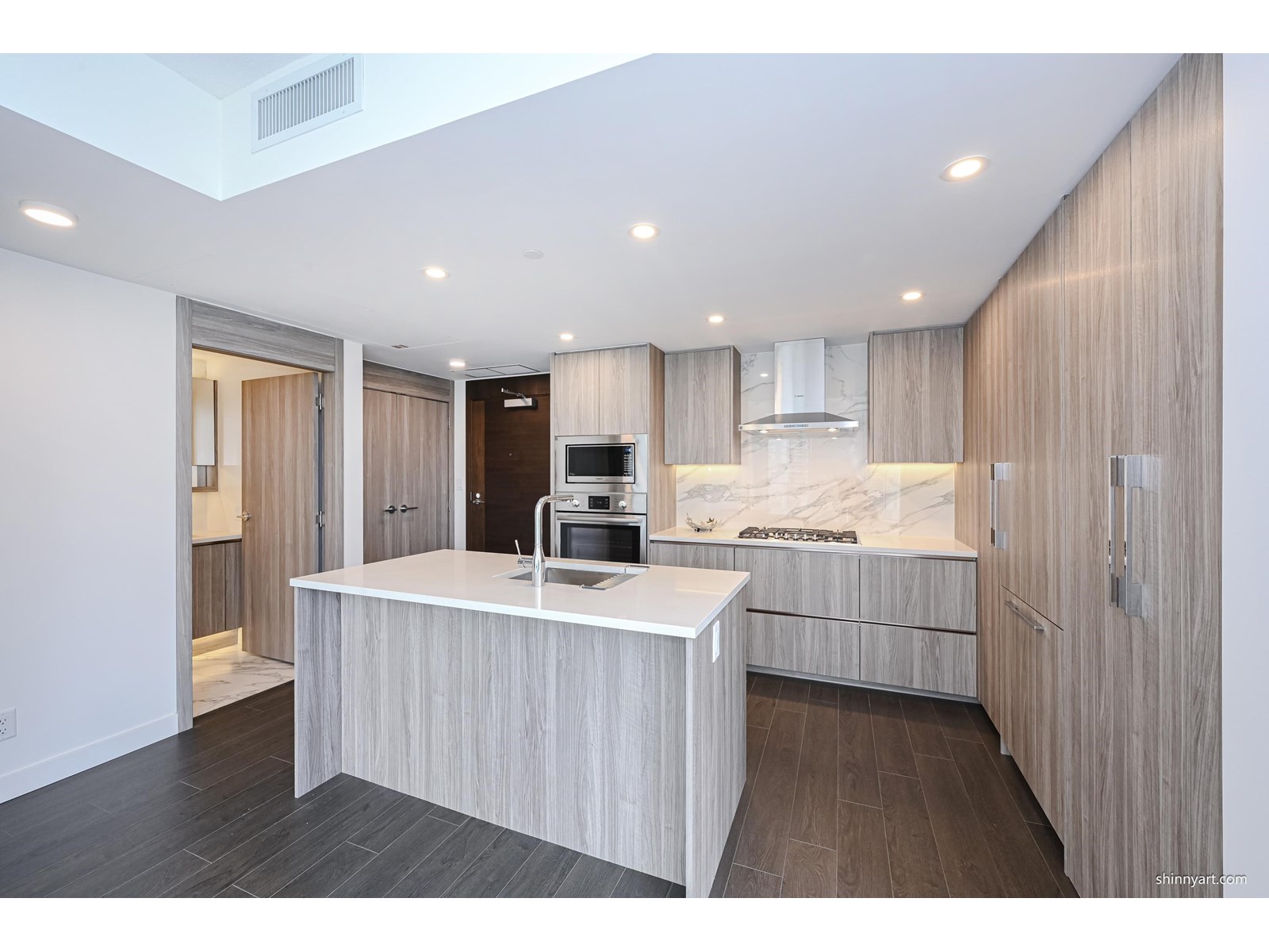 Photo 19 of 708 13768 100 Avenue, Surrey BC