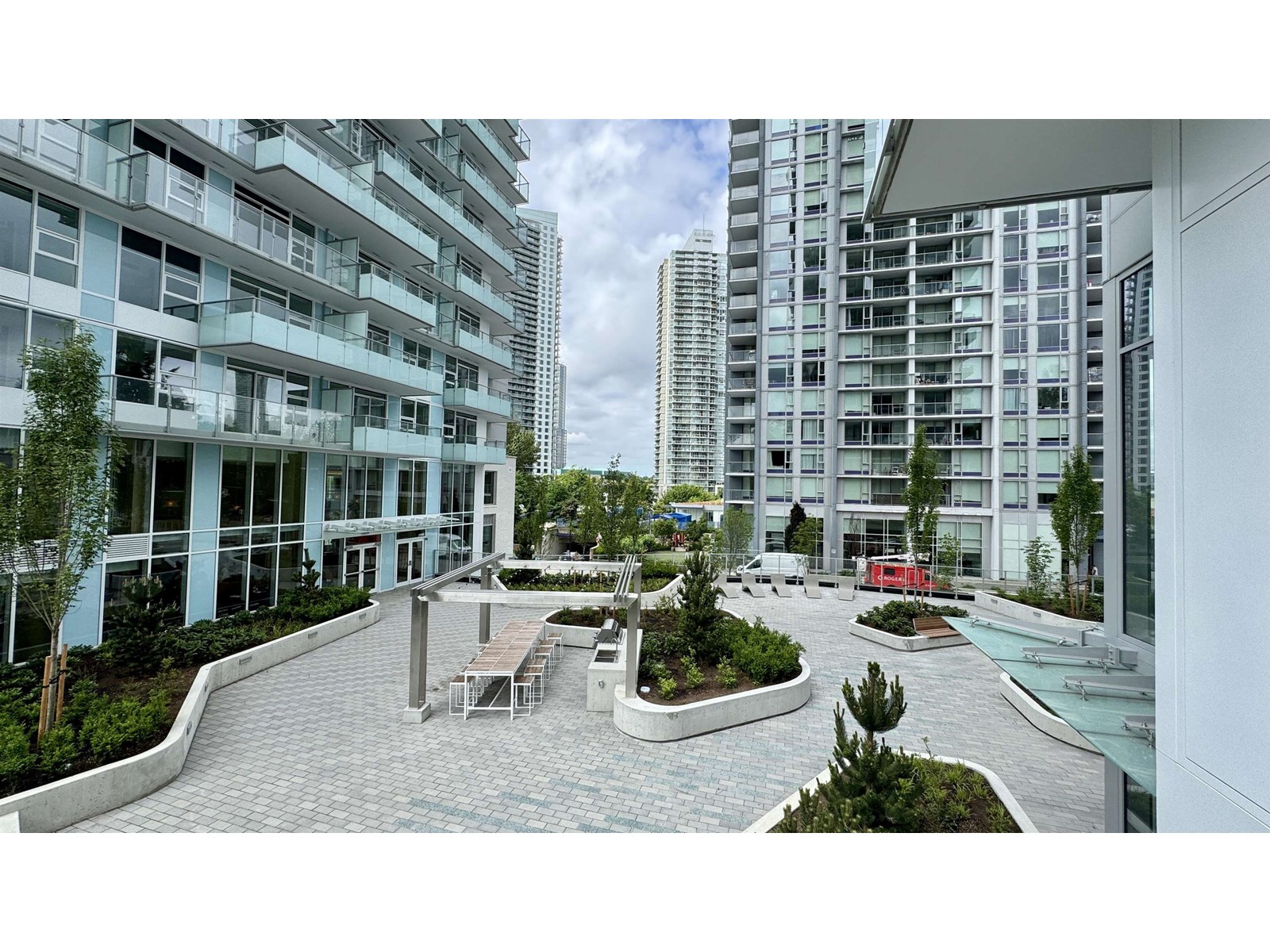 Photo 9 of 708 13768 100 Avenue, Surrey BC