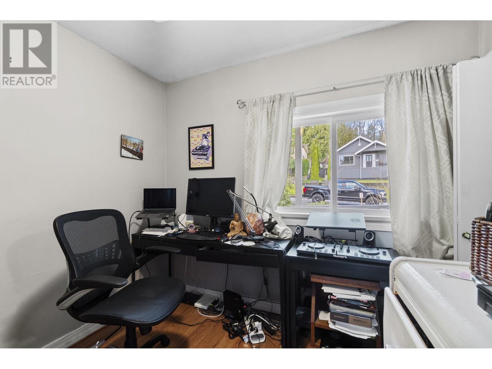 Photo 17 of 570 Colby Street, New Westminster BC