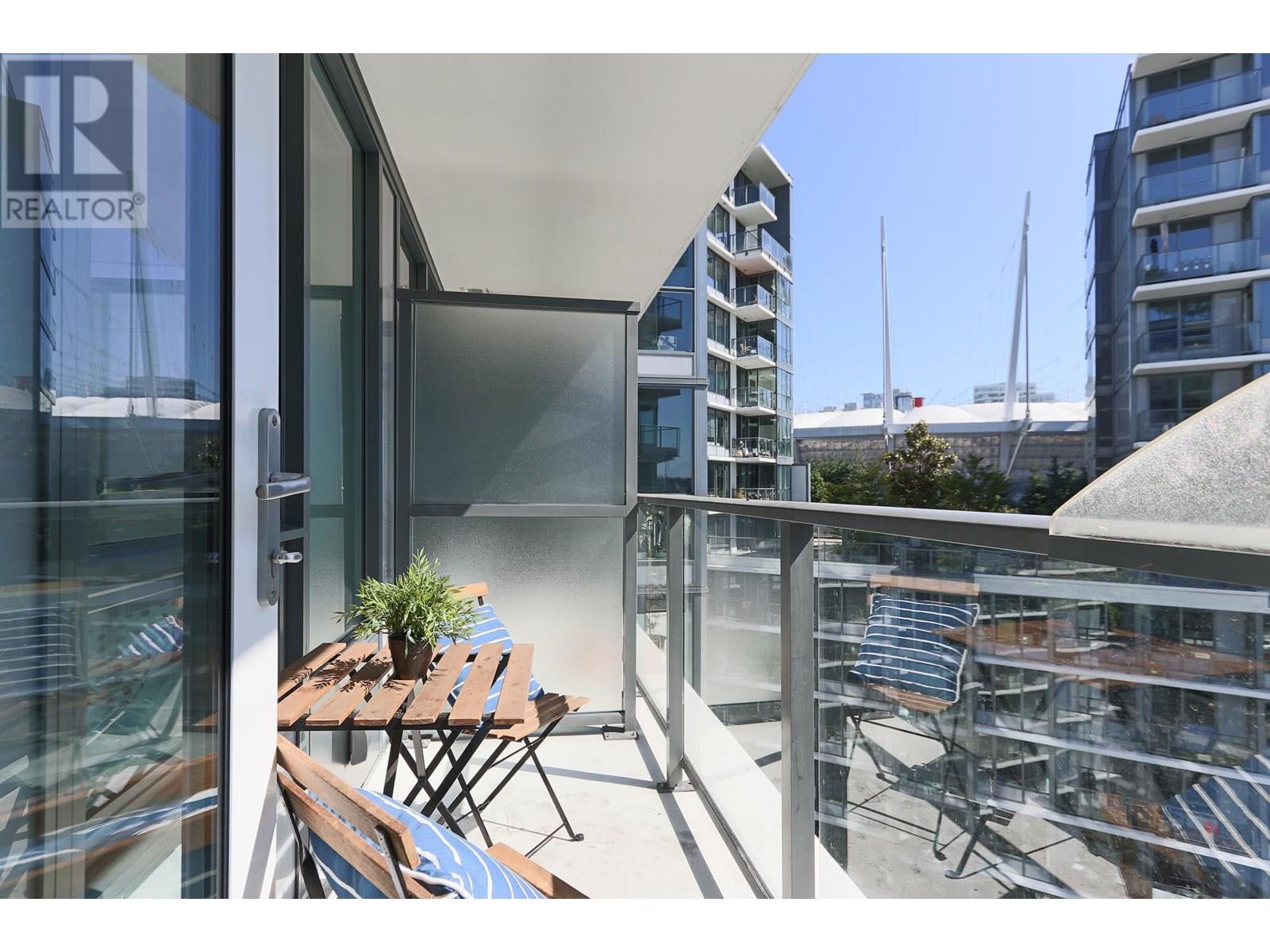 Photo 6 of 1507 68 Smithe Street, Vancouver BC