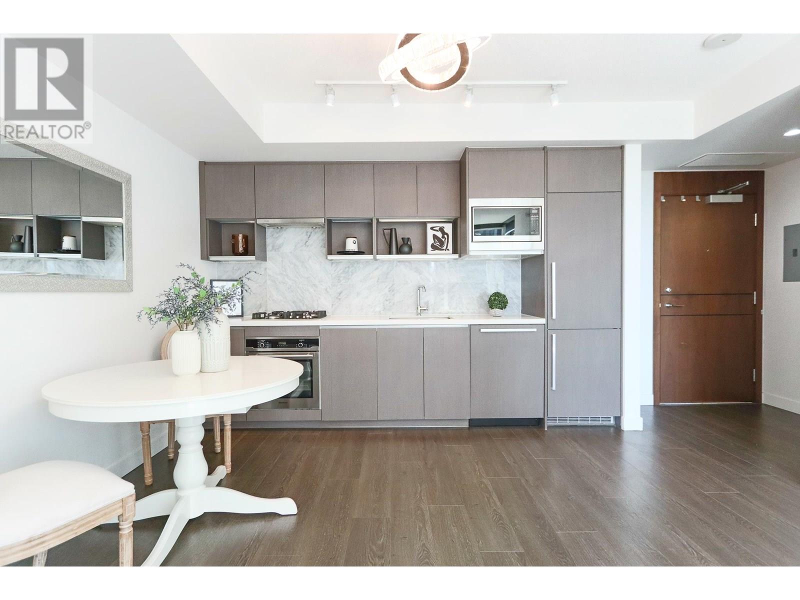 Photo 14 of 1507 68 Smithe Street, Vancouver BC