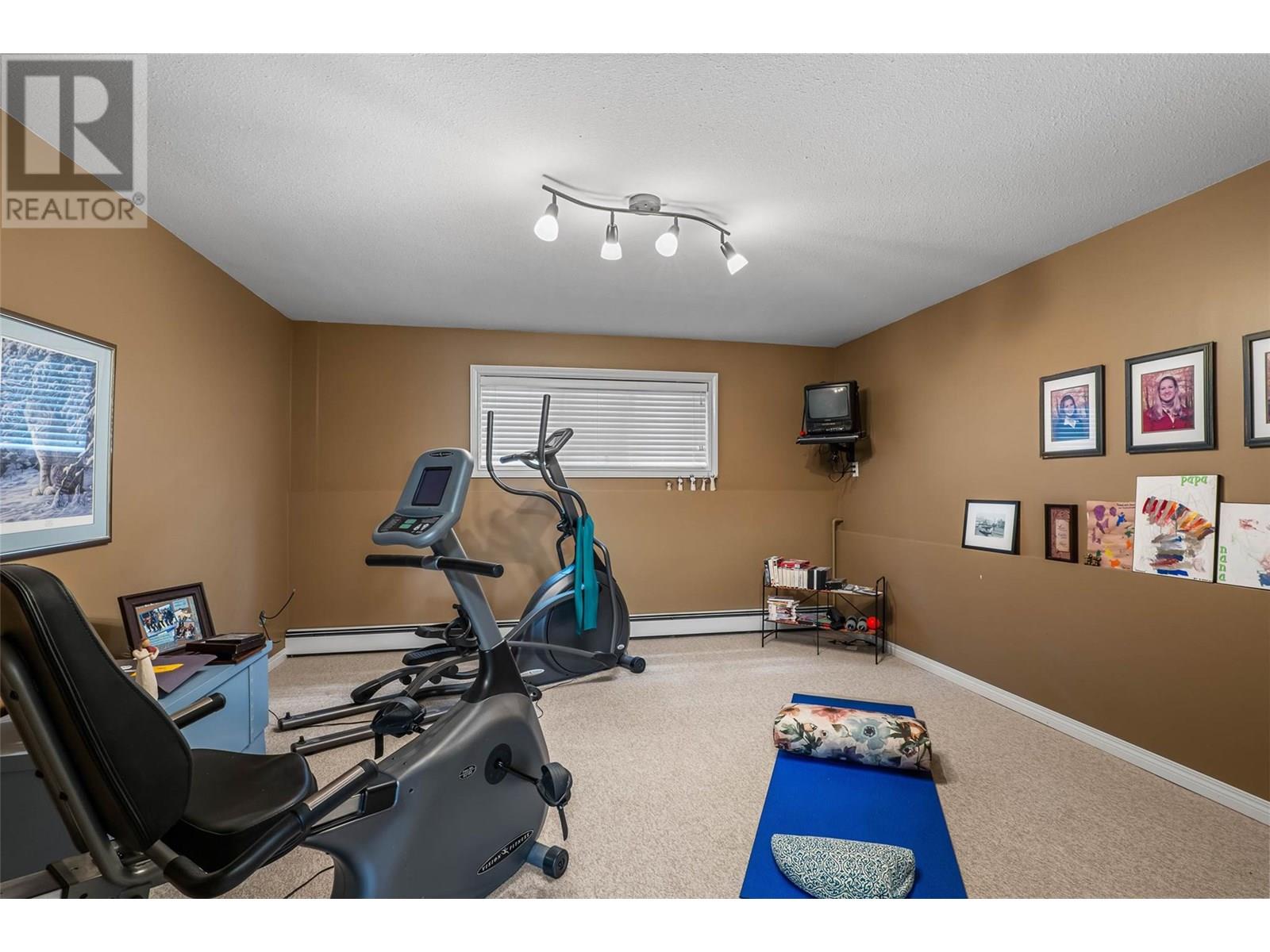 Photo 19 of 6450 Meadowland Crescent S, Kamloops BC