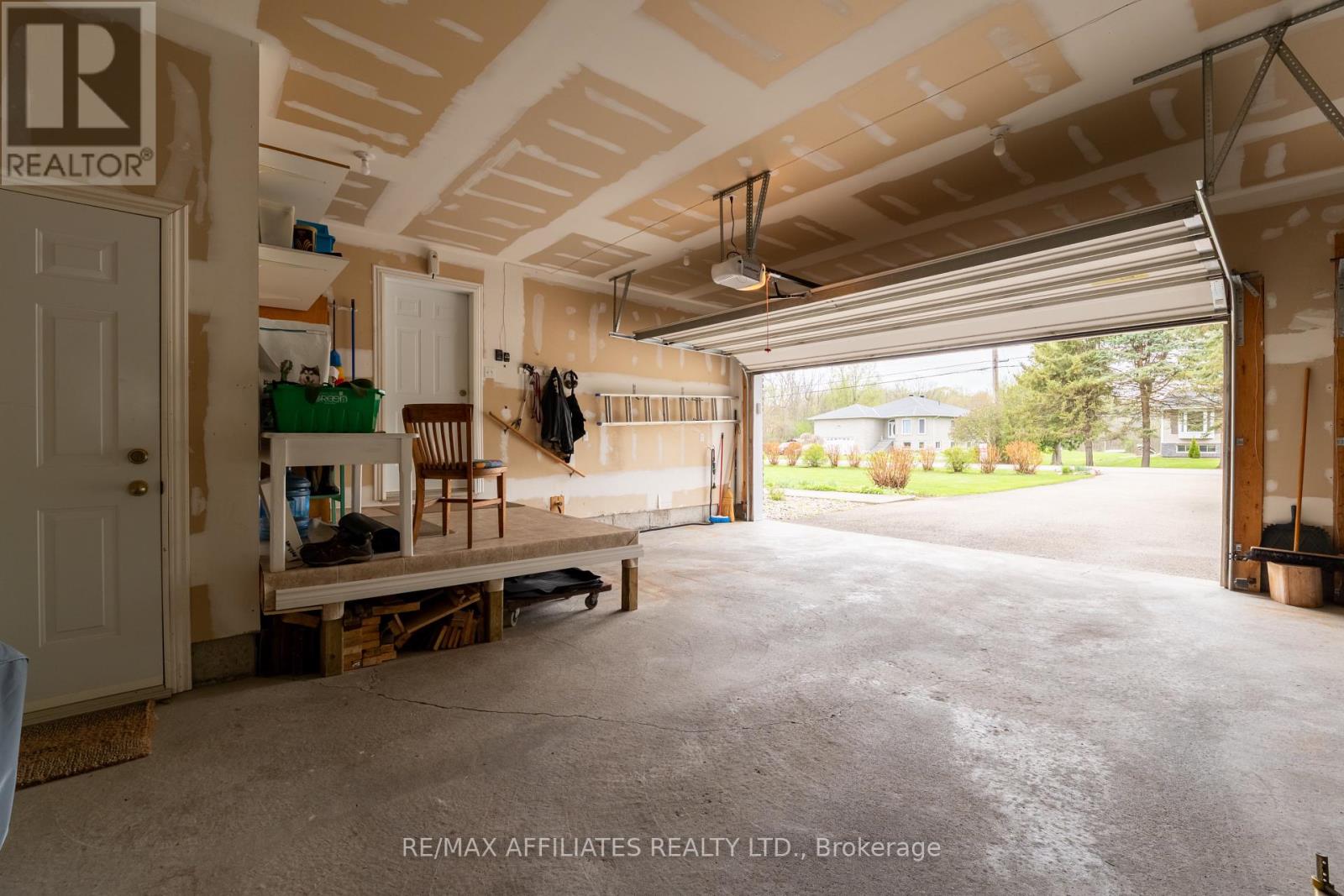 Photo 11 of 2551 Old Red Road, Elizabethtownkitley ON