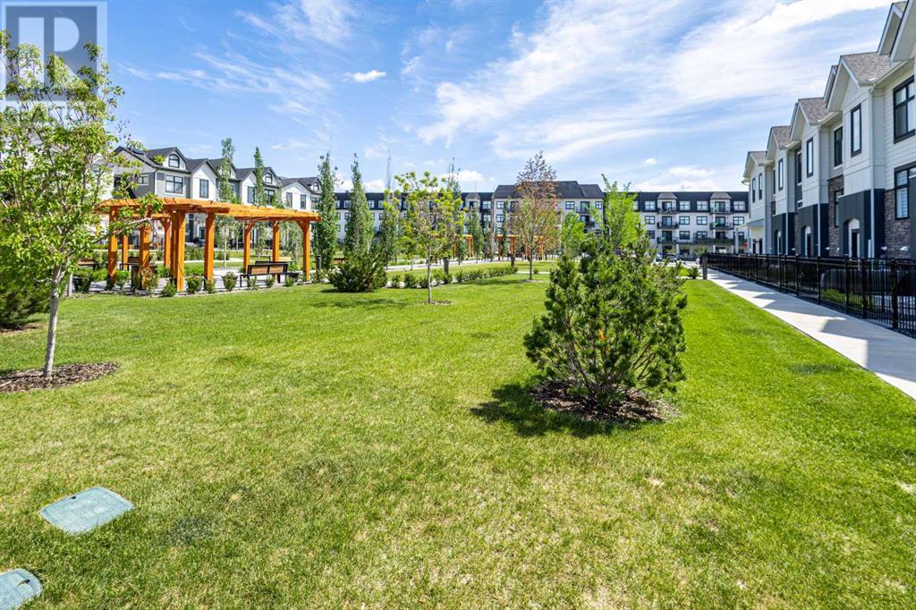 Single Family House for Sale in  Les Jardins Park SE Douglasdale/Glen Calgary 