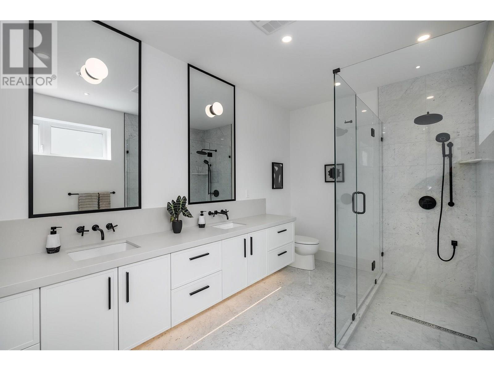 1392 Vineyard Drive, West Kelowna
