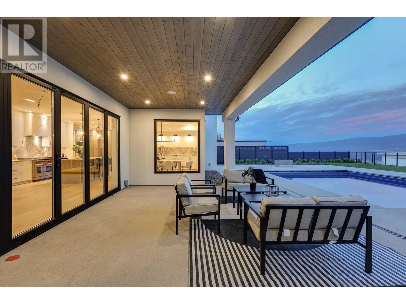  1392 Vineyard Drive, West Kelowna