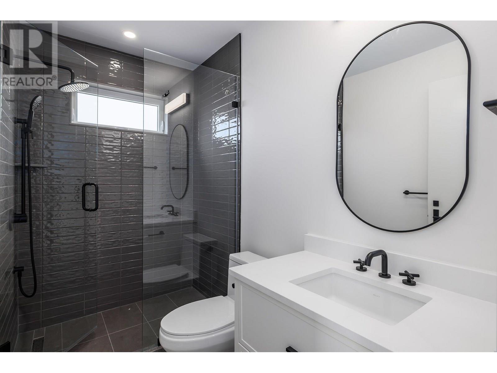  1392 Vineyard Drive, West Kelowna