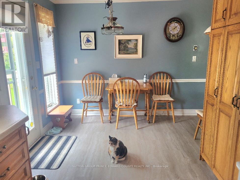 Photo 6 of 100 Selena Avenue, Belleville ON