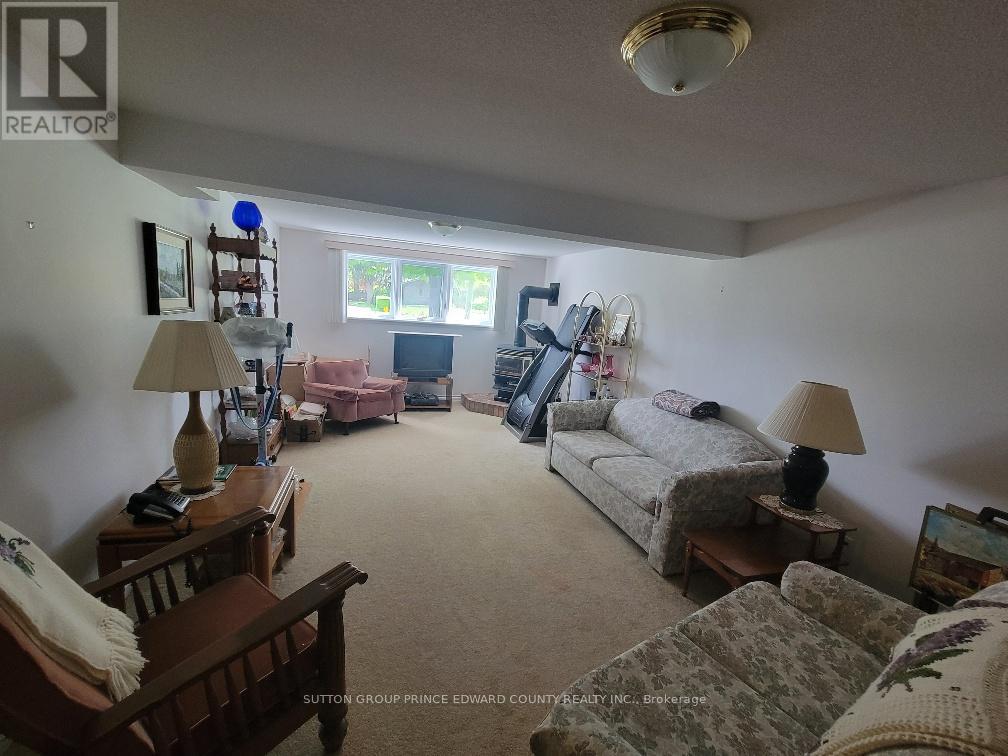 Photo 18 of 100 Selena Avenue, Belleville ON