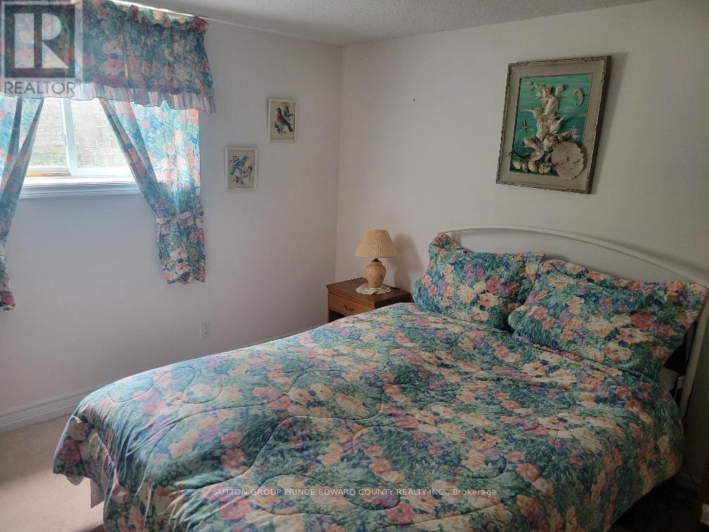 Photo 20 of 100 Selena Avenue, Belleville ON