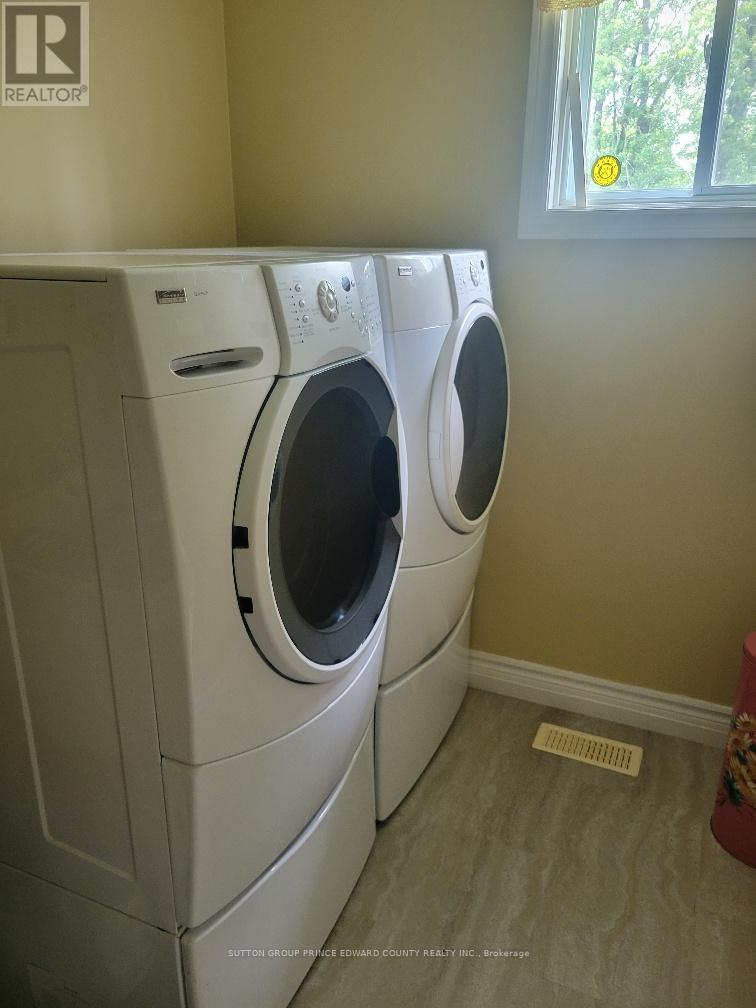 Photo 25 of 100 Selena Avenue, Belleville ON