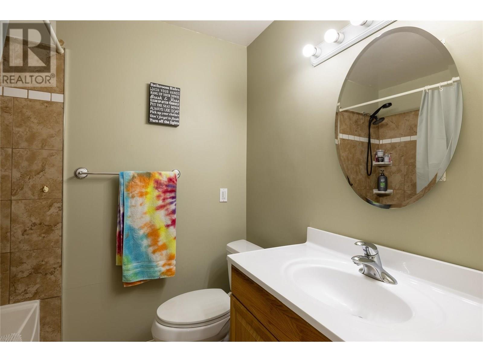 Photo 11 of 3102 13 Street, Vernon BC
