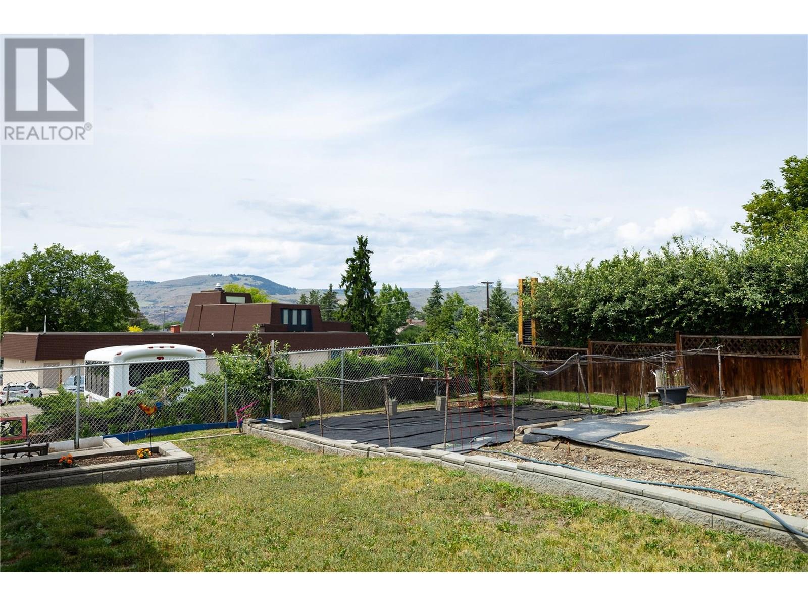 Photo 36 of 3102 13 Street, Vernon BC