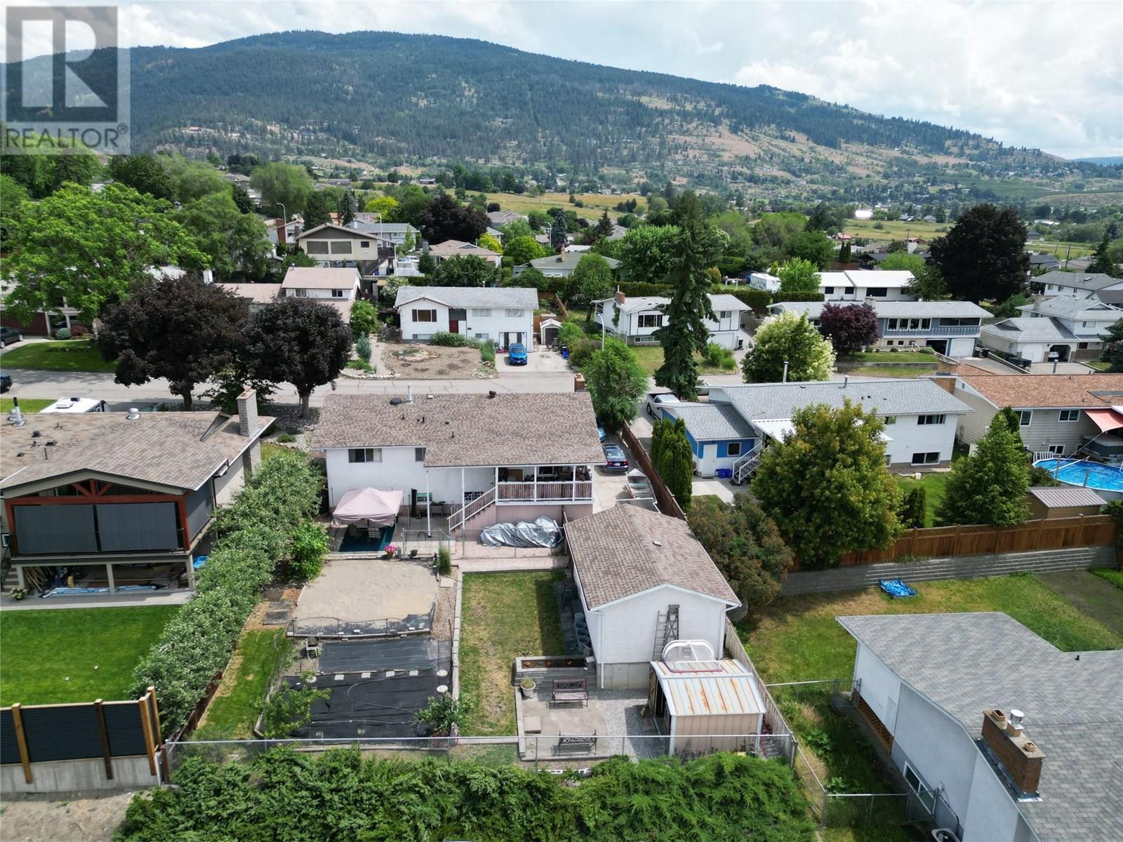 Photo 24 of 3102 13 Street, Vernon BC