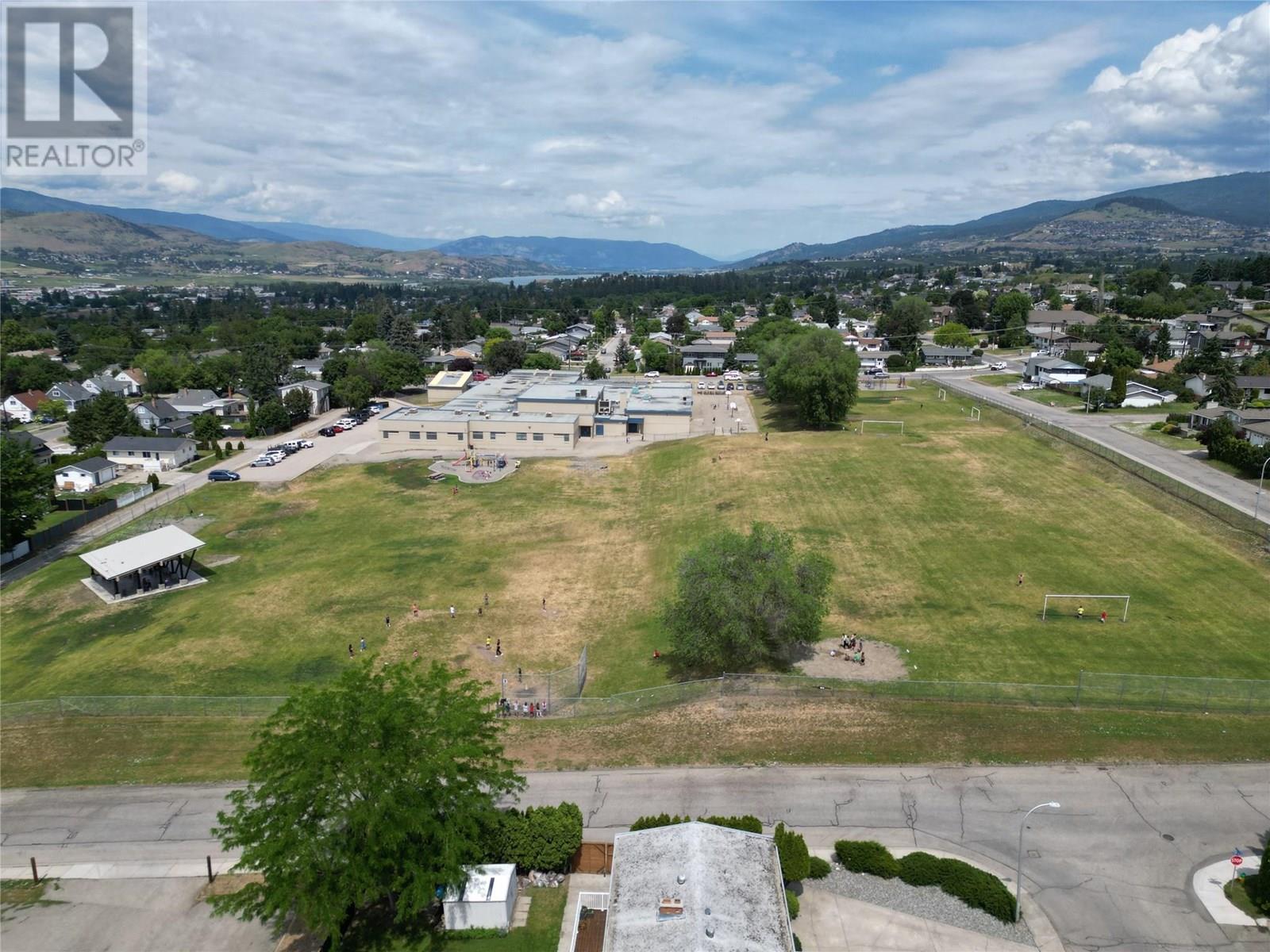 Photo 25 of 3102 13 Street, Vernon BC