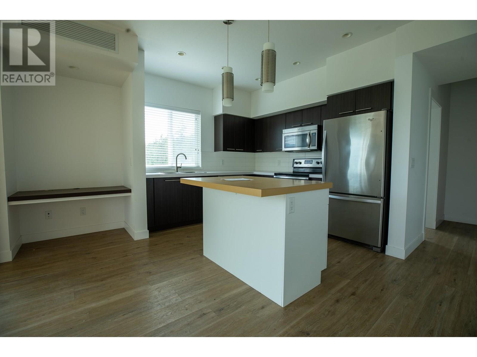 307 985 Academy Way, Kelowna