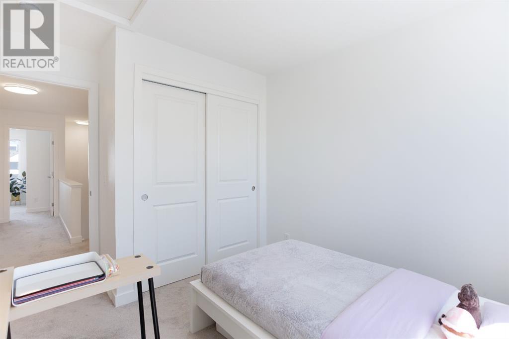 Single Family House for Sale in   Avenue SE Belvedere Calgary 