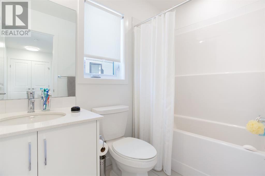 Single Family House for Sale in   Avenue SE Belvedere Calgary 