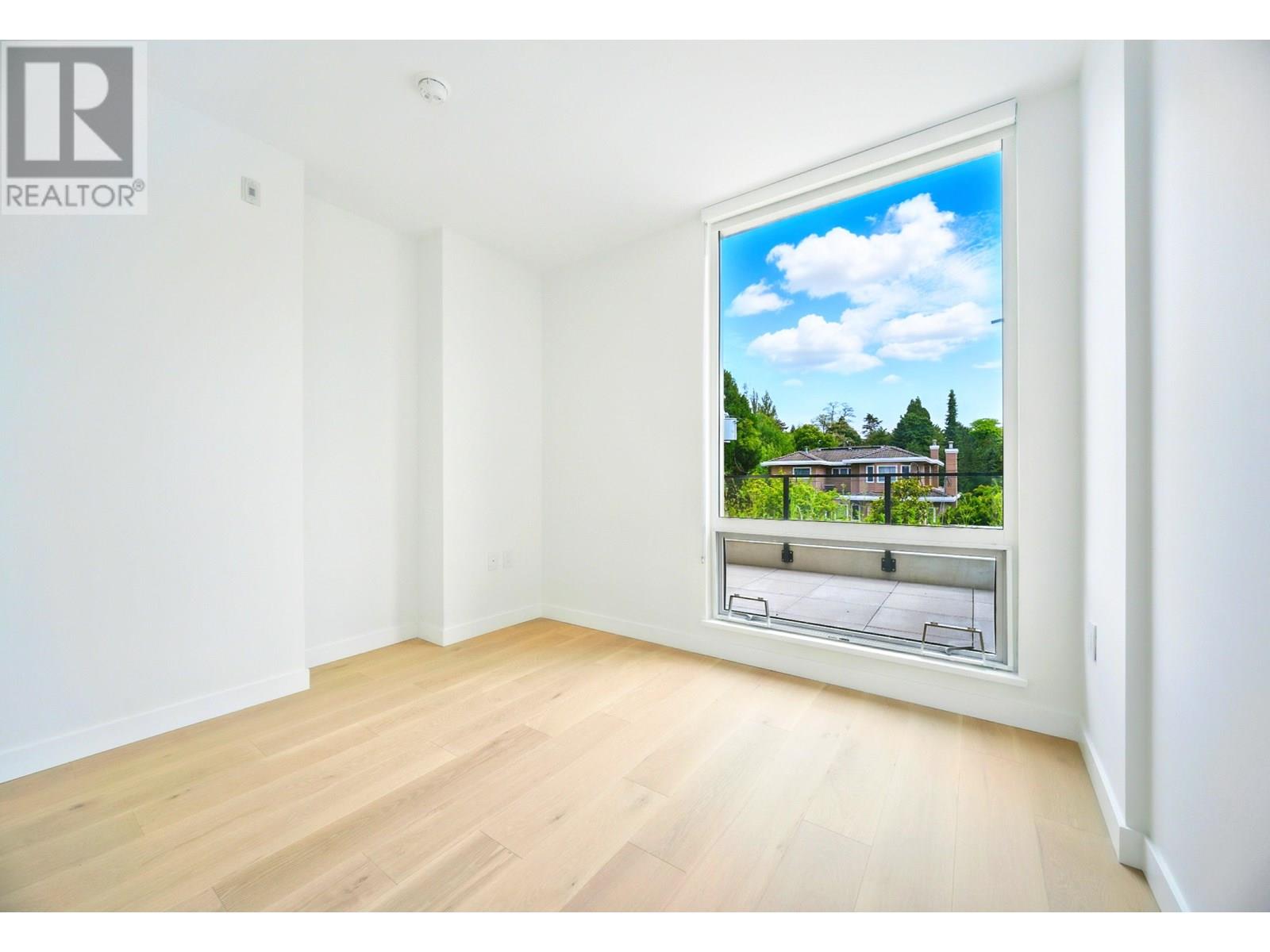 Photo 18 of 315 5212 Cambie Street, Vancouver BC