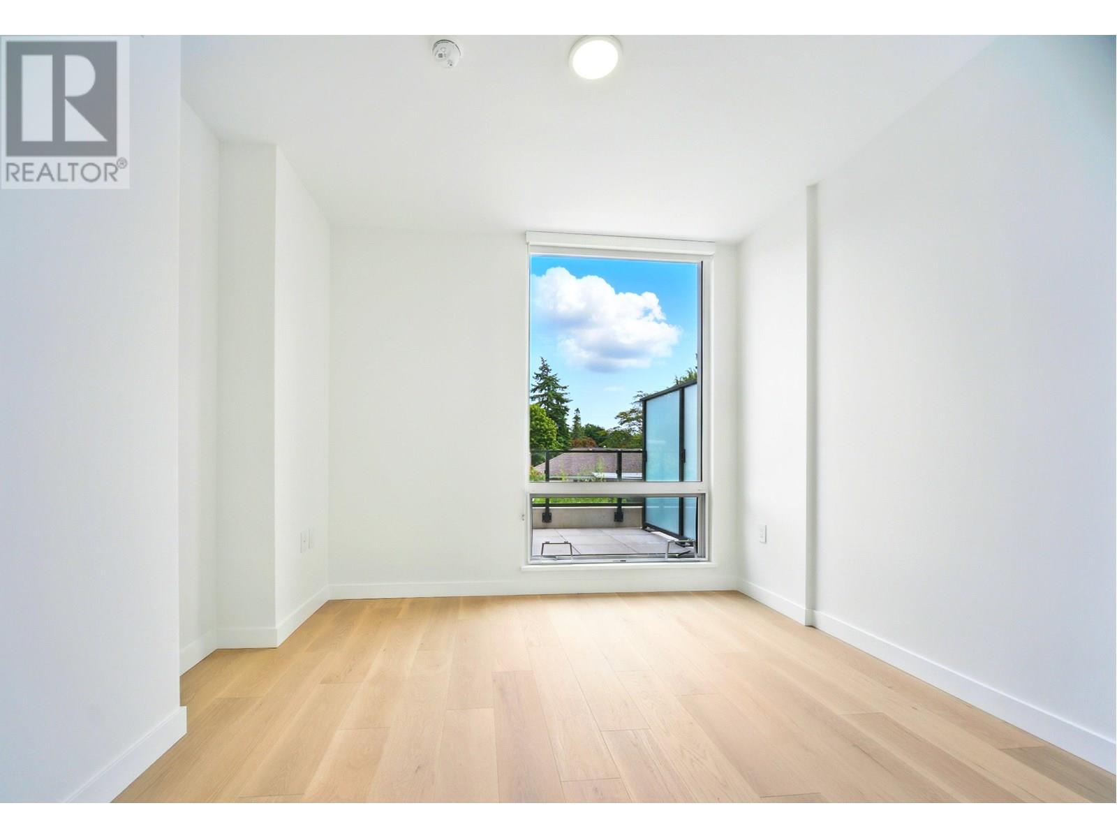 Photo 13 of 315 5212 Cambie Street, Vancouver BC