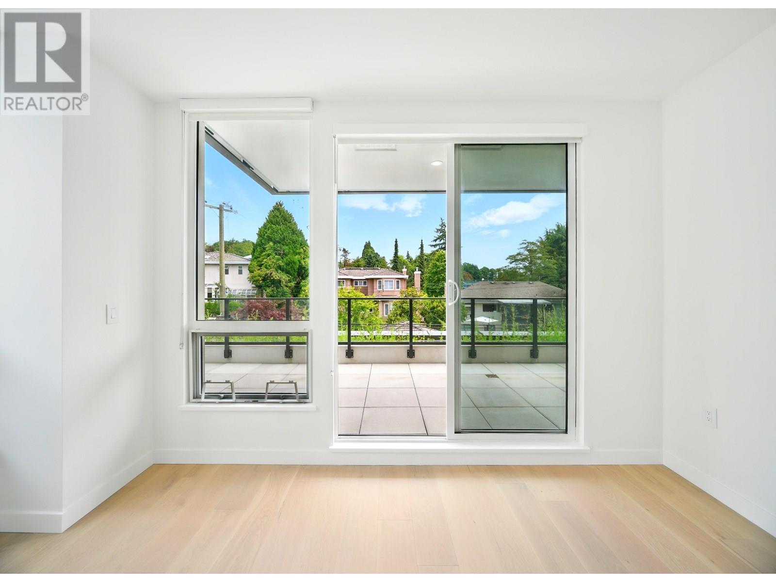 Photo 21 of 315 5212 Cambie Street, Vancouver BC