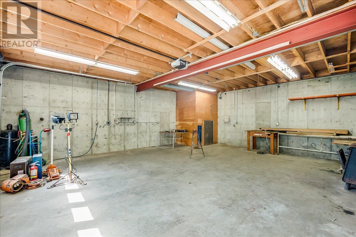 5270 Callbeck Road, Nelson