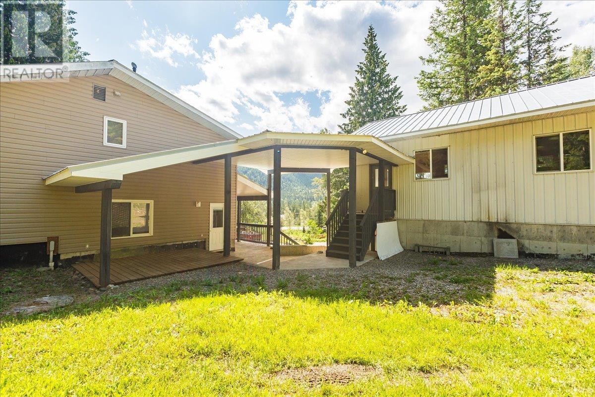 5270 Callbeck Road, Nelson