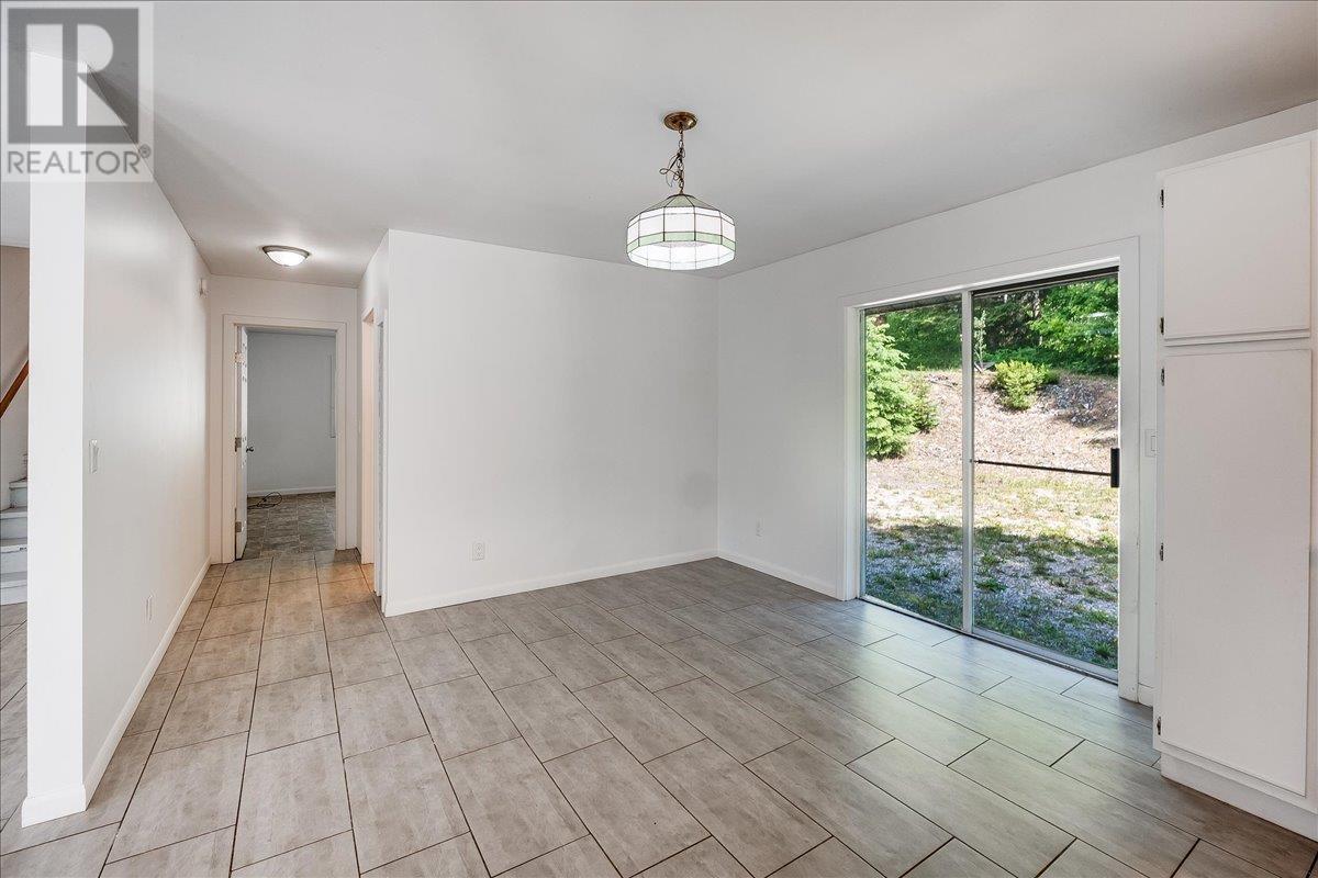 5270 Callbeck Road, Nelson