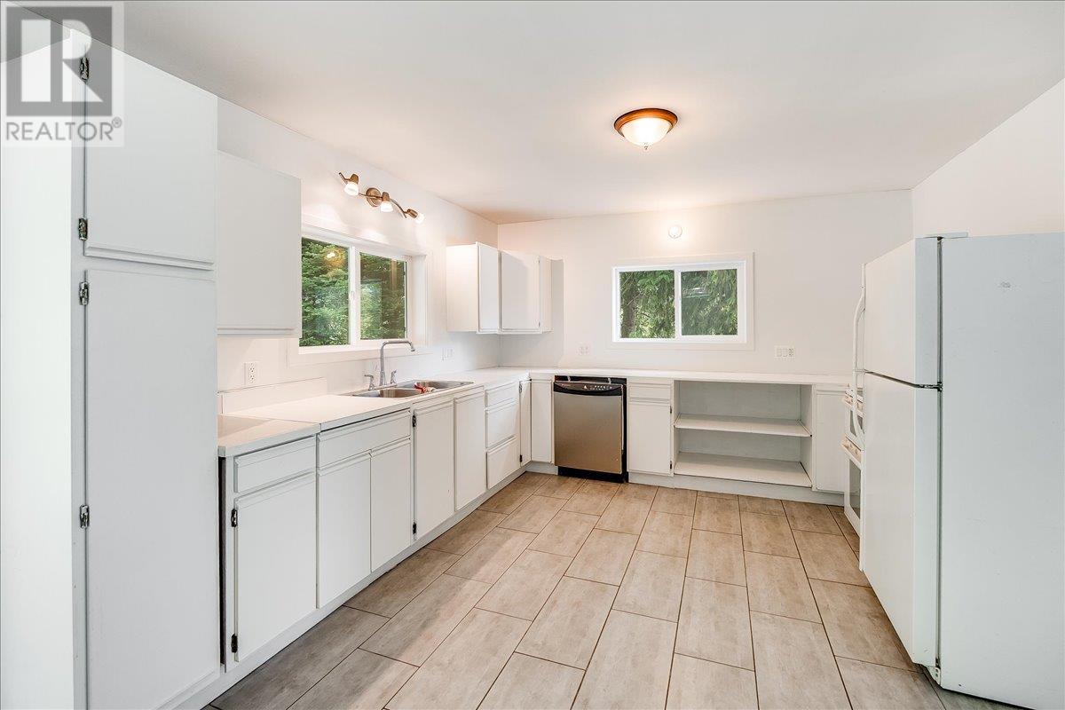 5270 Callbeck Road, Nelson