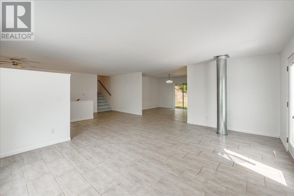 5270 Callbeck Road, Nelson